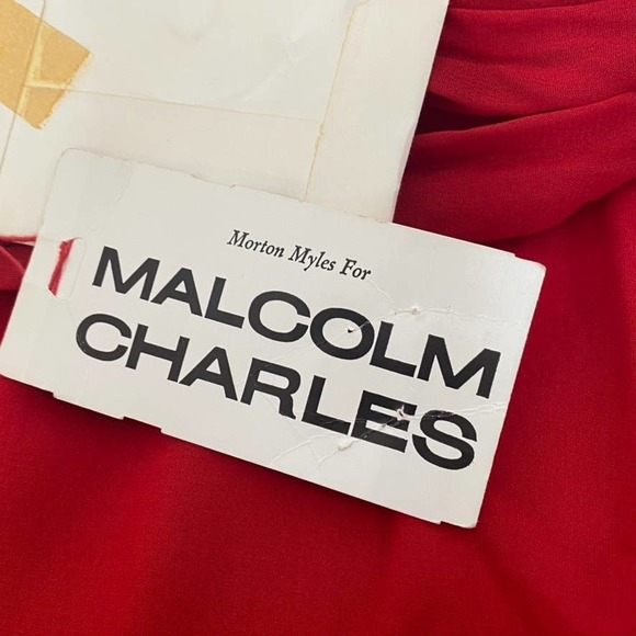 Vintage Morton Myles for Malcolm Charles red button front blouse - Picture 11 of 16